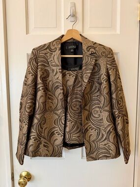 Kasper Bronze Patterned Scoop Neck Sleeveless Top & Blazer
